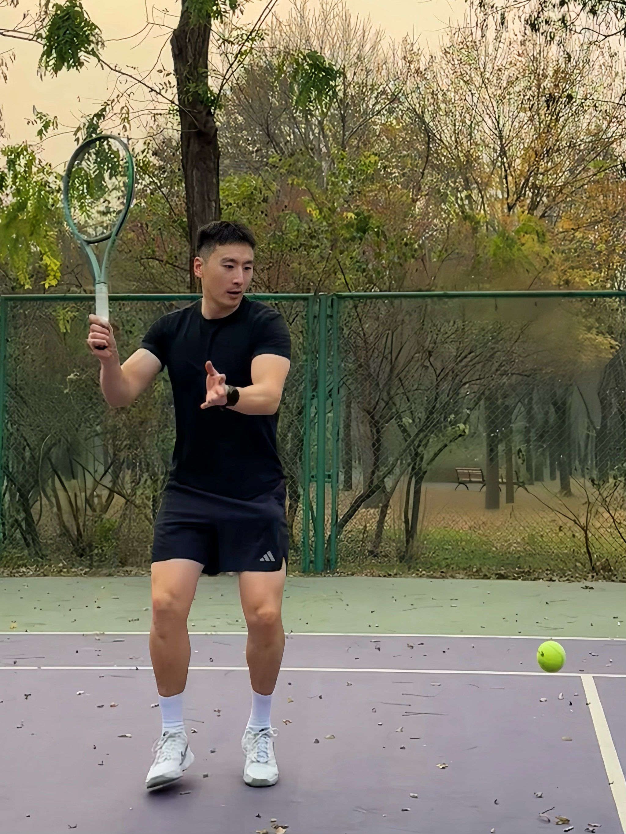 我们拭目以 我们拭目以