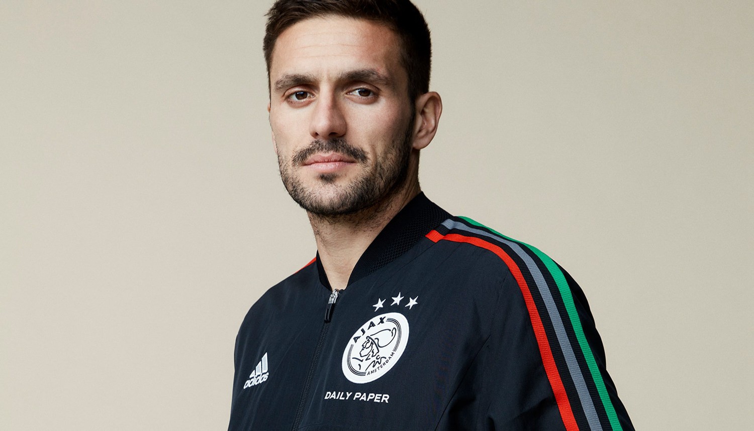 本泽马抗议 本泽马抗议