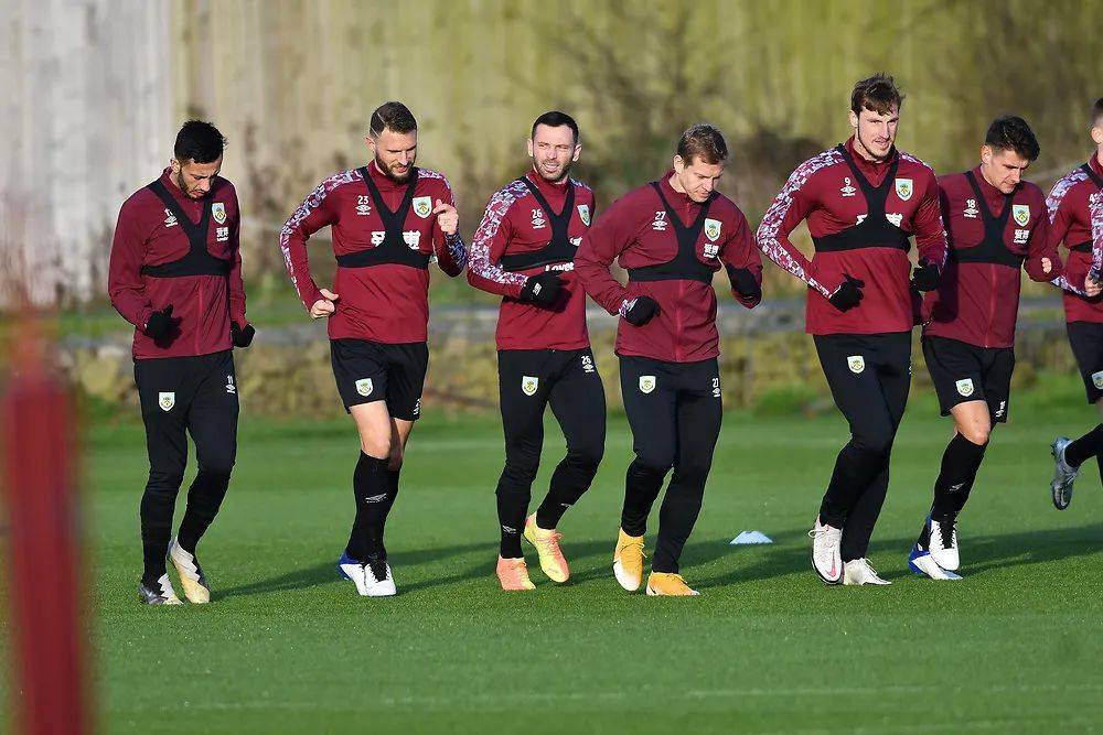 维修区里紧 维修区里紧